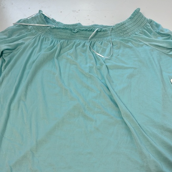 French Laundry Collection Medium Blue Short Sleeve Off the Shoulder Blouse - Picture 4 of 6